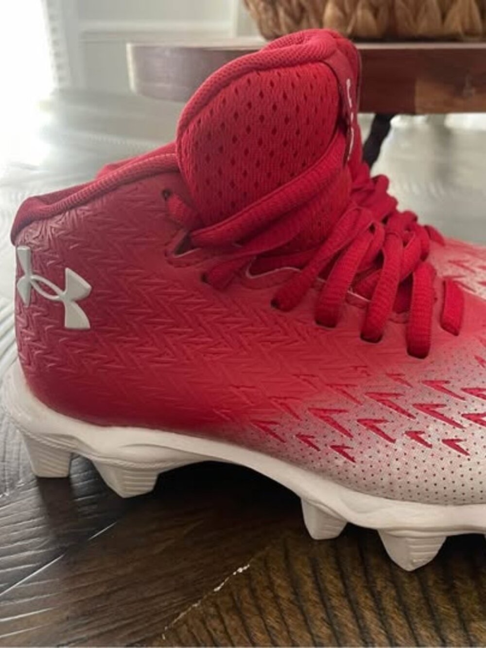 Youth Under Armour Spotlight Franchise 4 RM 4.0 Cleats Football Baseball Red 12K